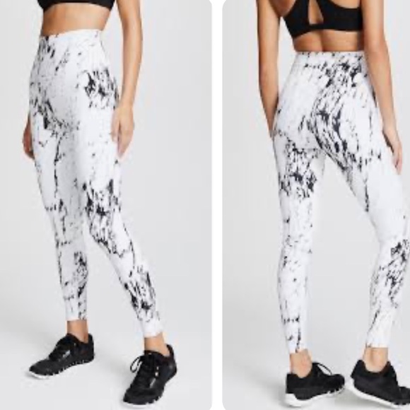 Beyond Yoga Olympus white marble leggings size small - Picture 2 of 2